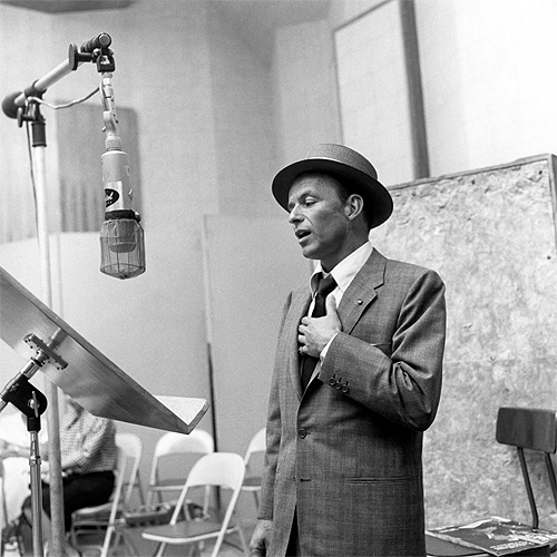 Frank Sinatra - Let It Snow! Let It Snow! Let It Snow!